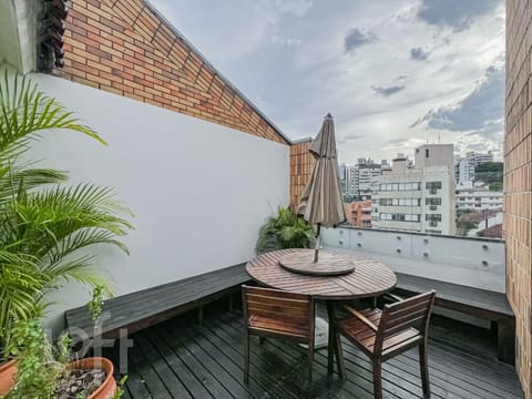 Image 13 - 272483